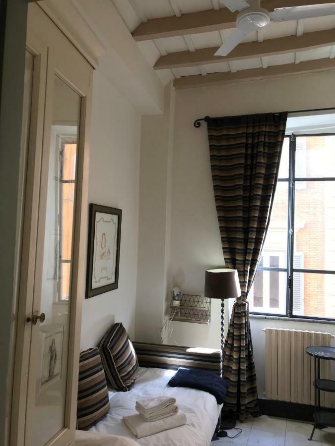 La Casa In Vetrina Lägenhet Rom Exteriör bild